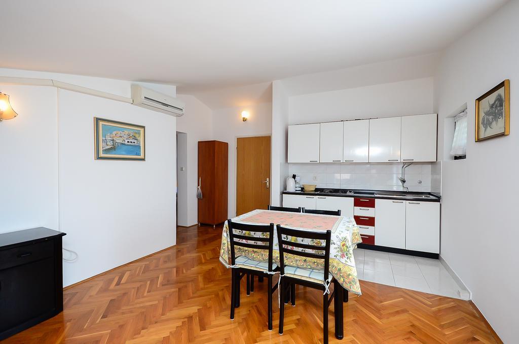 Apartments Dragica Stinjan Luaran gambar